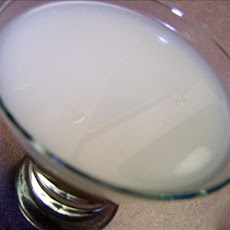 Thandai (Indian Almond Drink)