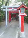 八幡神社 赤い鳥居