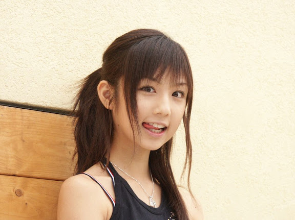 Yuko Ogura 3230402a114d4223d42af189.jpg