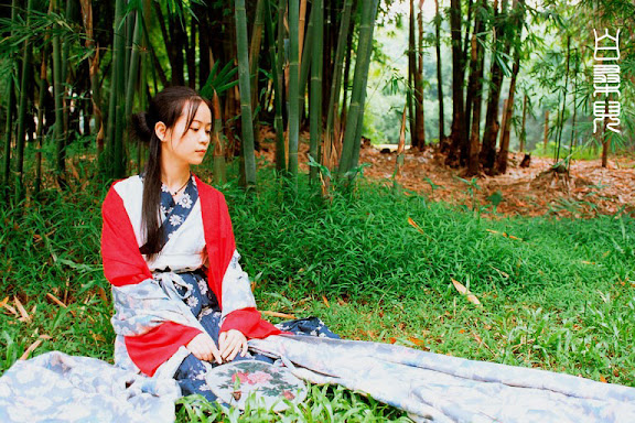 Chinese tranditional clothes 汉服04.jpg