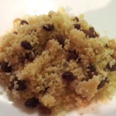 Couscous With Garbanzo Beans and Golden Raisins