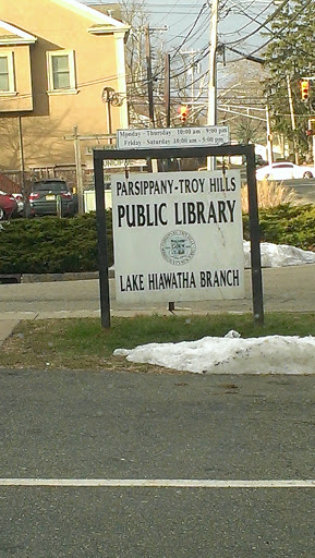 Lake Hiawatha Library