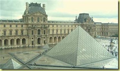 0304 pyramide du Louvre