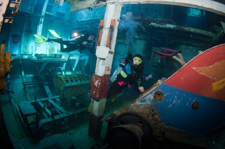 cayman-island-shipwreck-3