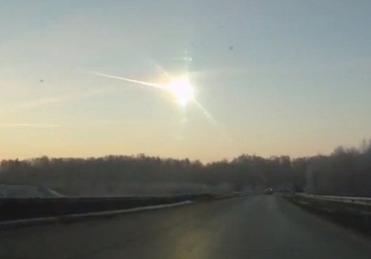 1360919603-v-chelyabinske-upal-meteorit-videopodborka