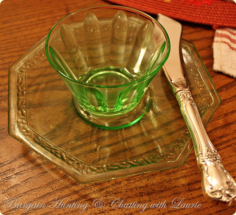 Thanksgiving Tablescape-Bargain Decorating with Laurie