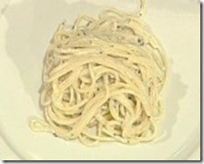 Spaghettoni al pepe verde