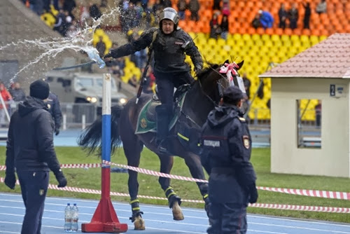 Московские полицейские отметили свой профессиональный праздник