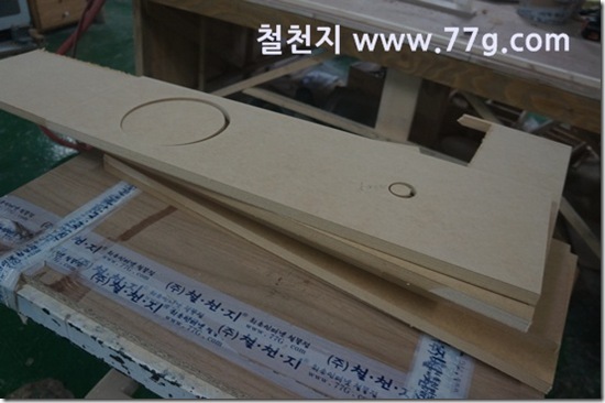 77gDSC04558-20130812-103049