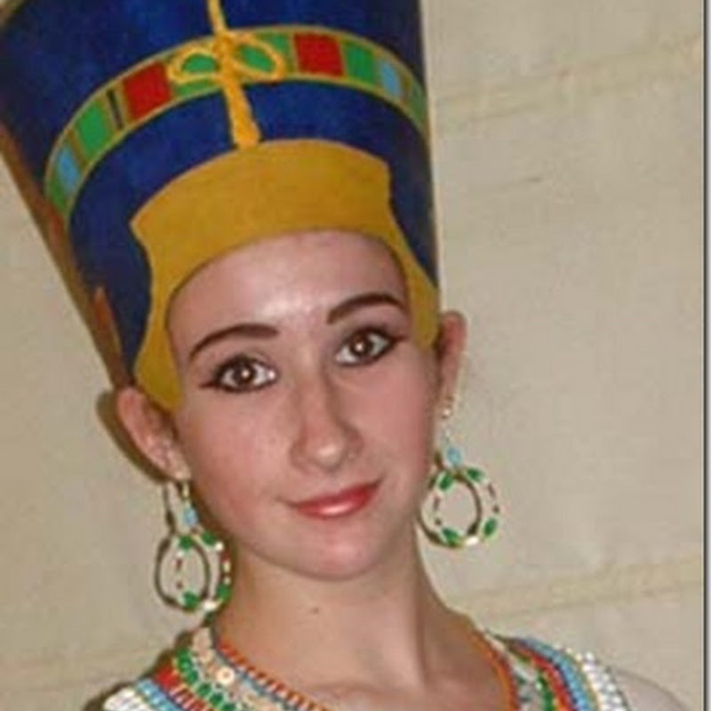 Disfraz de Nefertiti con tocado, como hacer disfraz casero de Nefertiti