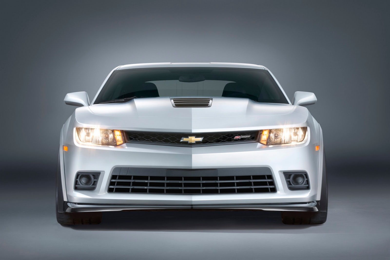 [2014-Chevrolet-CamaroZ28-021%255B2%255D.jpg]