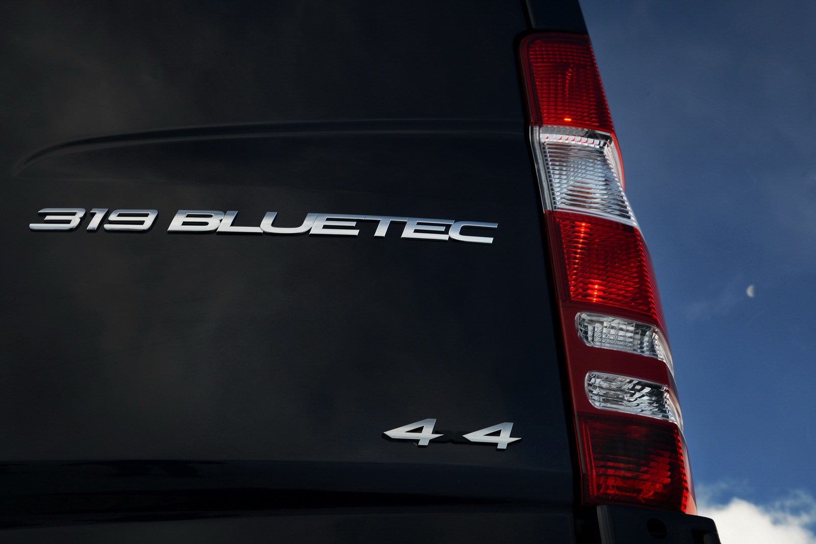 [Mercedes-Benz-Sprinter-4x4-35%255B2%255D.jpg]
