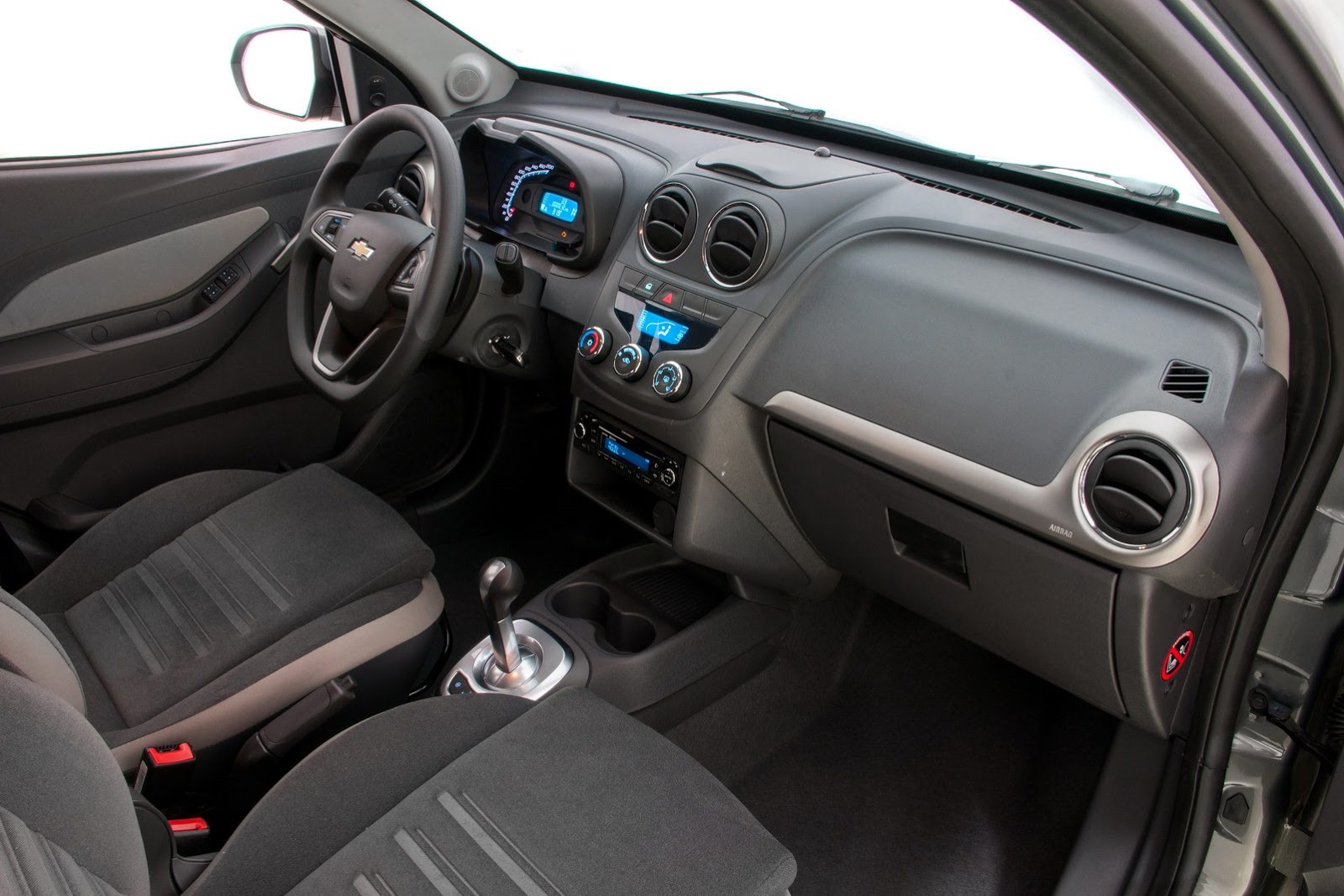 [2014-Chevrolet-Agile-87%255B2%255D.jpg]