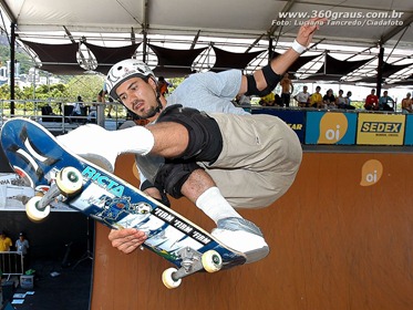 bob-burnquist-manobra-c0e57