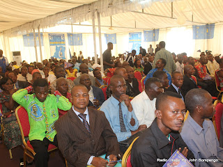 Quelques participants au congrès du MLC ce 22/07/2011 à Kinshasa. Radio Okapi/ Ph. John Bompengo