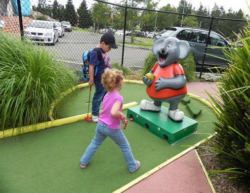Mini Golf 5 - Kids in the Park