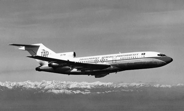 [Boeing-727-1009.jpg]
