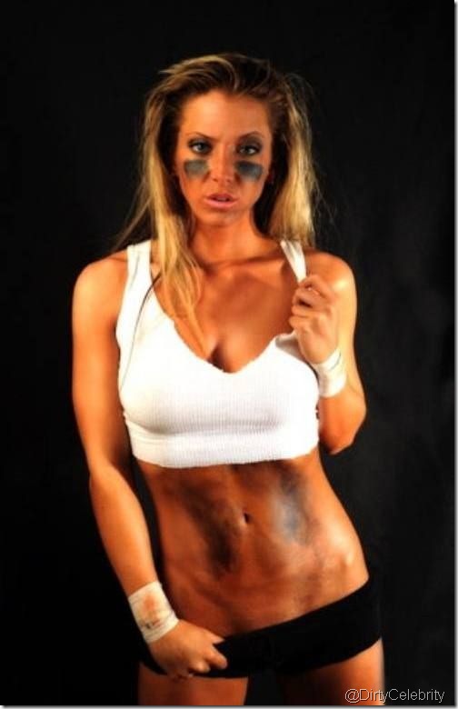 Crazy YouTuber Jenna Marbles is Hot [11 Photos]