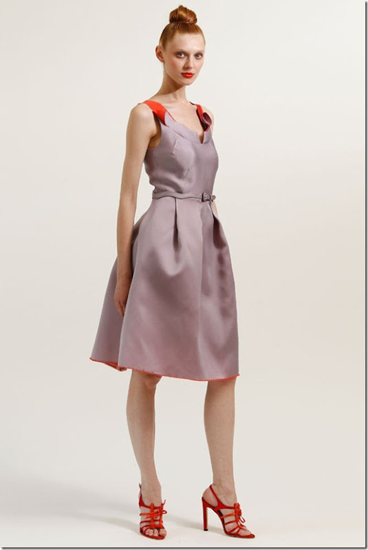Carolina-Herrera-Resort-2012-Look-12_runway
