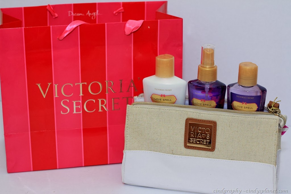 [Victoria%2520Secret%2520Cherry%2520Blossom%2520Set%255B3%255D.jpg.webp]