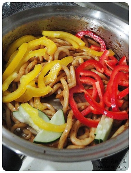 京醬炒烏龍 fry noodle (6)