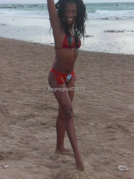 [bela%2520negra%2520%25282%2529%255B6%255D.jpg]
