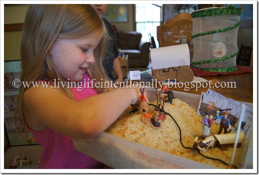 Westward Expansion Sensory Bin Westward Expansion Sensory Bin
