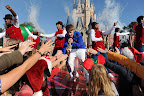 Justin+Bieber+Tapes+Disney+Parks+Christmas+lIyoGHpW6U-l.jpg