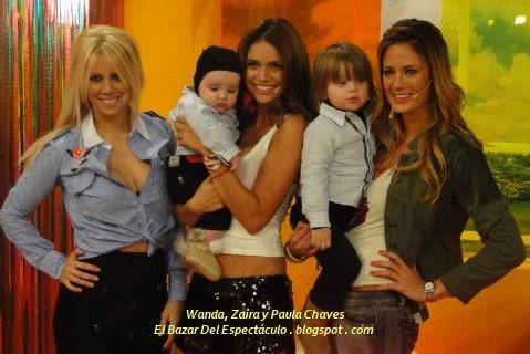 Wanda, Zaira y Paula Chaves.JPG