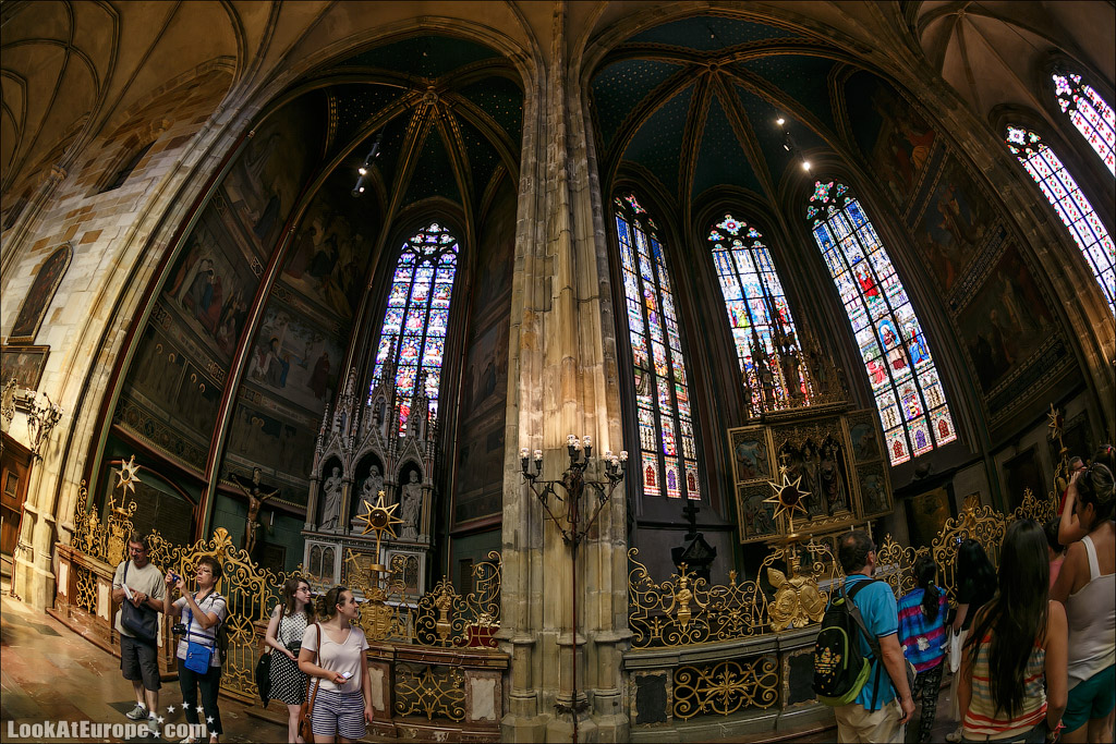 Прага. Собор Святого Вита. Витражи