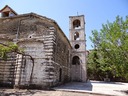 57. Biserica ortodoxa Gjirokaster.JPG