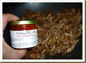 Maiale croccante  con  salsa di peperoncino piccante (8)