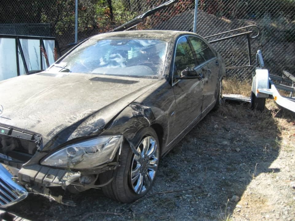 [Mercedes-Accident-4%255B2%255D.jpg]