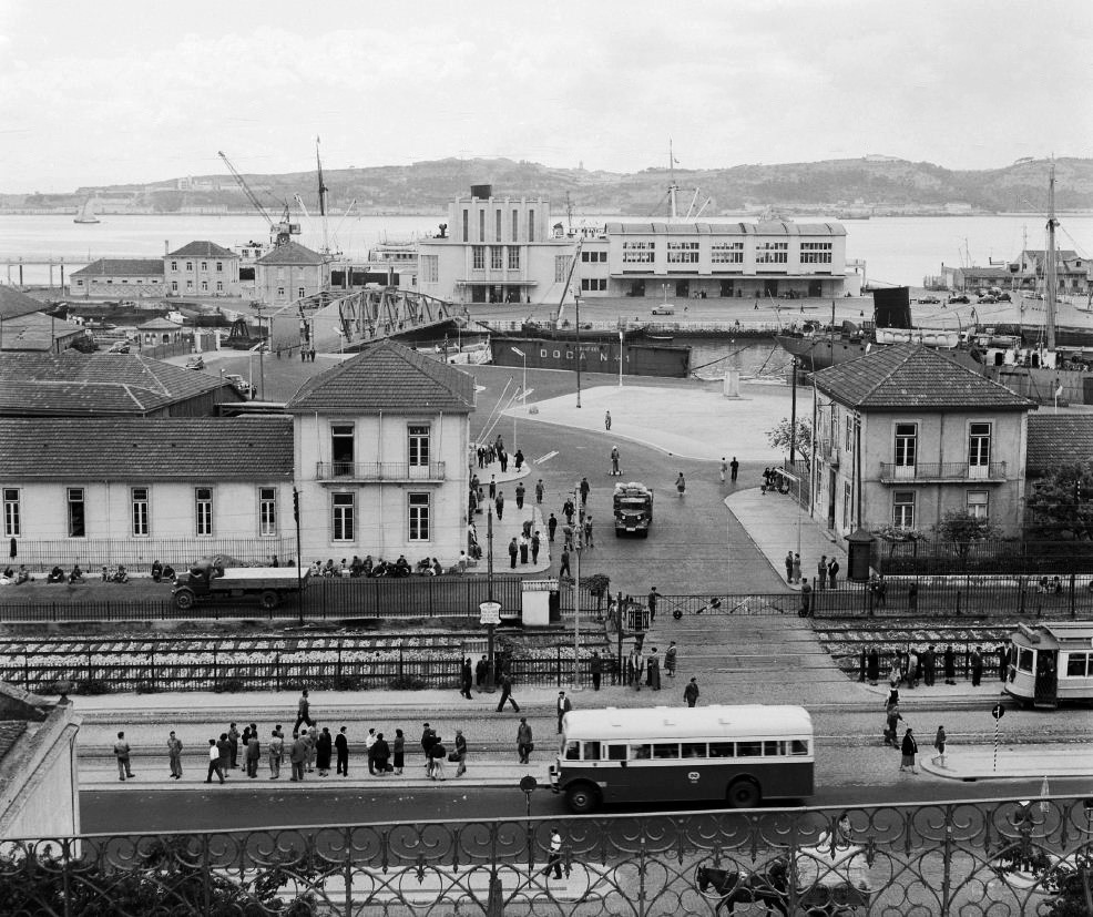 [Cais-da-Rocha.11.jpg]