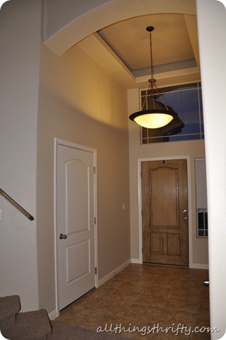 entry way and desk 001