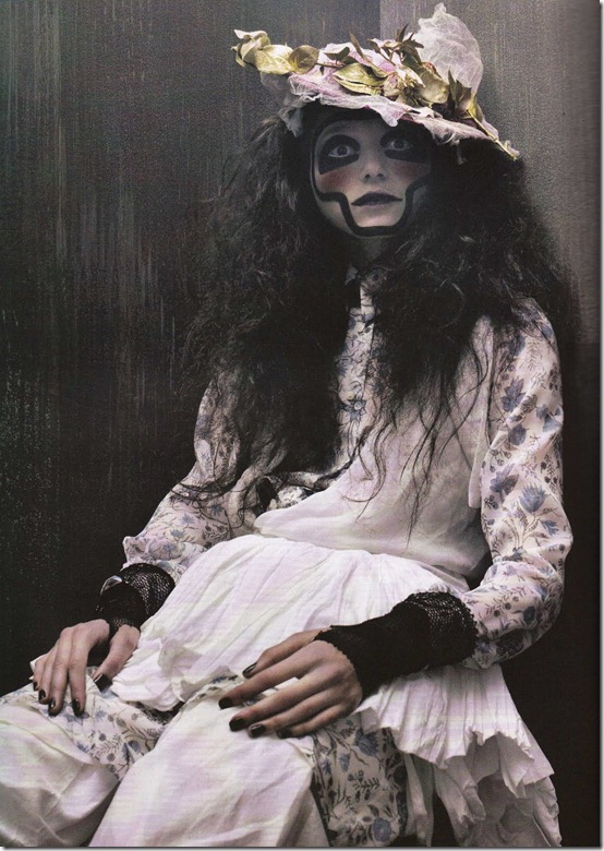 vogue-italia-2009-8-mcdean