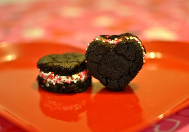 Easy Valentines treat Oreo Cakesters sprinkles-2