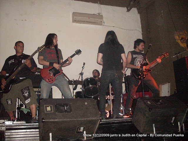 [Pork%2520junto%2520a%2520Judith%252012-12-2009%2520Capital%2520%252817%2529%255B2%255D.jpg]