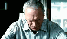 [Imagem: clint-eastwood-angry.gif]