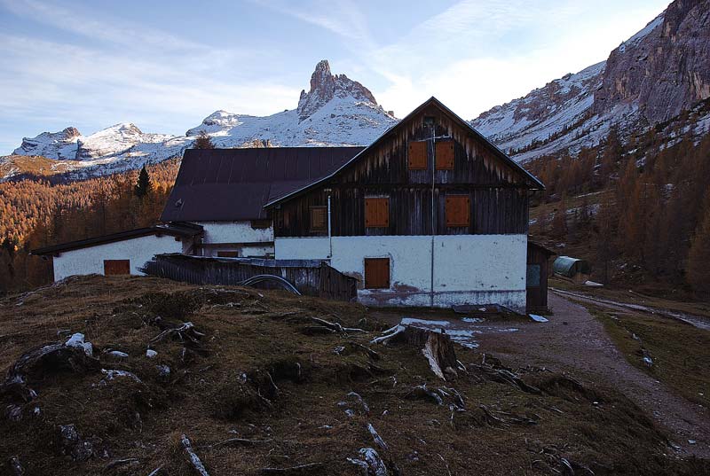 Rifugio Croda Da Lago Da Passo Giau