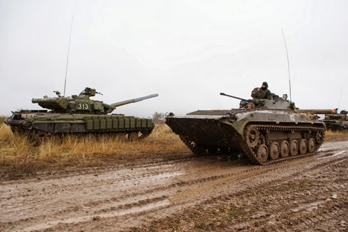 Военнослужащие украинской армии во время учений