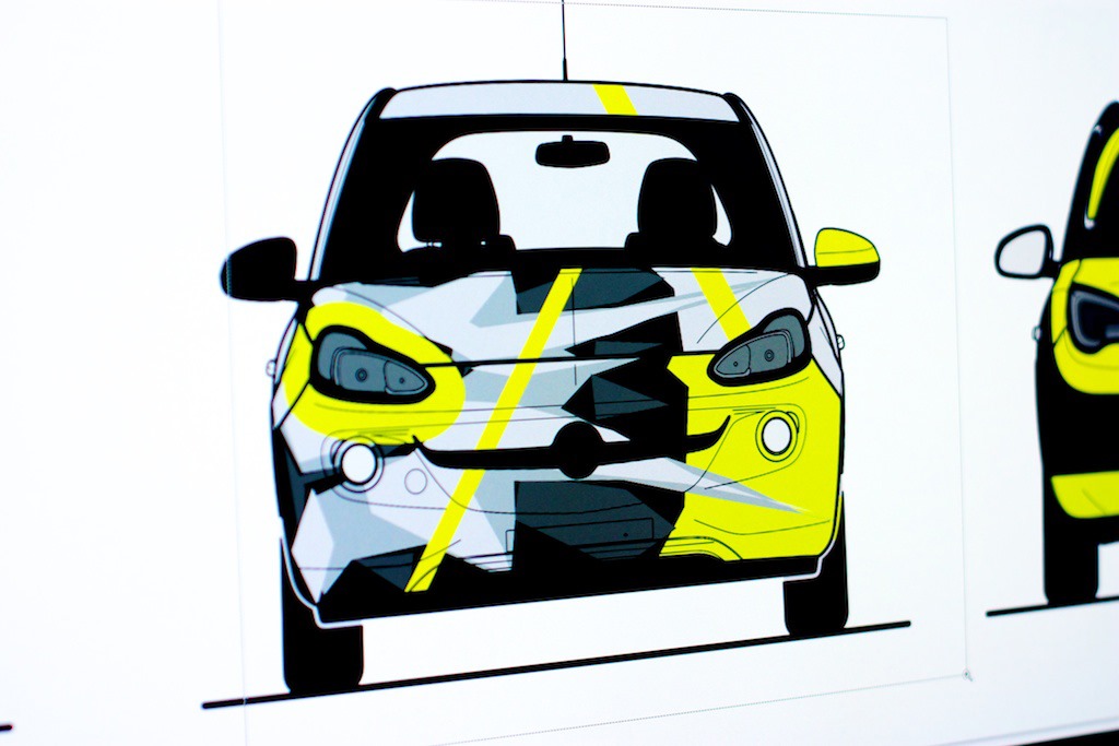 [Opel-ADAM-Valentino-Rossi-5%255B3%255D.jpg]
