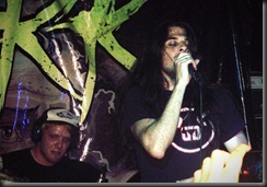 262727_3737158721357_2061205660_n