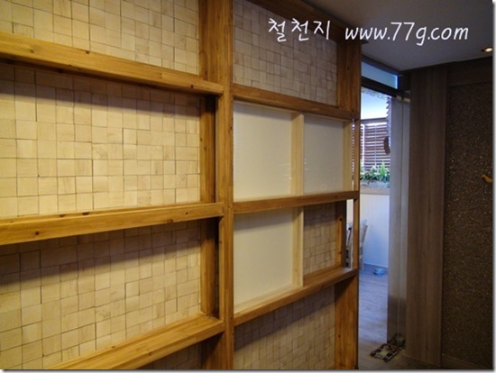 77gDSC08026-20110412-173146