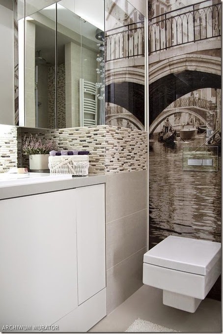 mala-lazienka-z-fototapeta_1041592