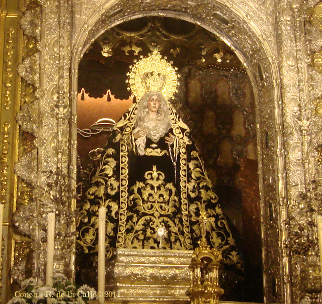 Esperanza Macarena de luto  - Novbre 2011 (6).jpg