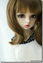Doll-girl-cute-alone-pretty-barbie