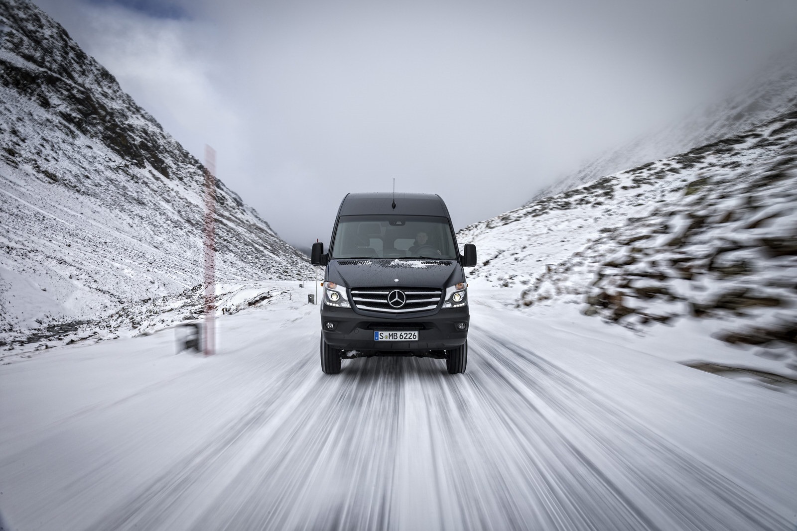 [Mercedes-Benz-Sprinter-4x4-50%255B2%255D.jpg]