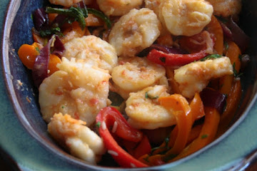 Cinco de Mayo Mango Shrimp Fajita