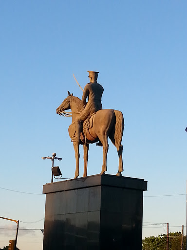 Monumento Mcal. Estigarribia